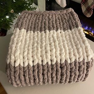 Handmade chunky knit throw blankets.